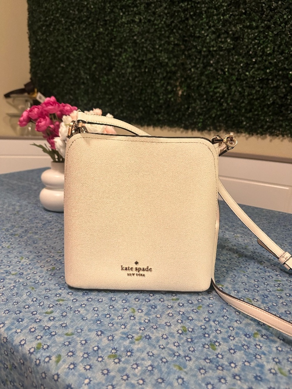Kate Spade: Darcy Small Bucket Bag